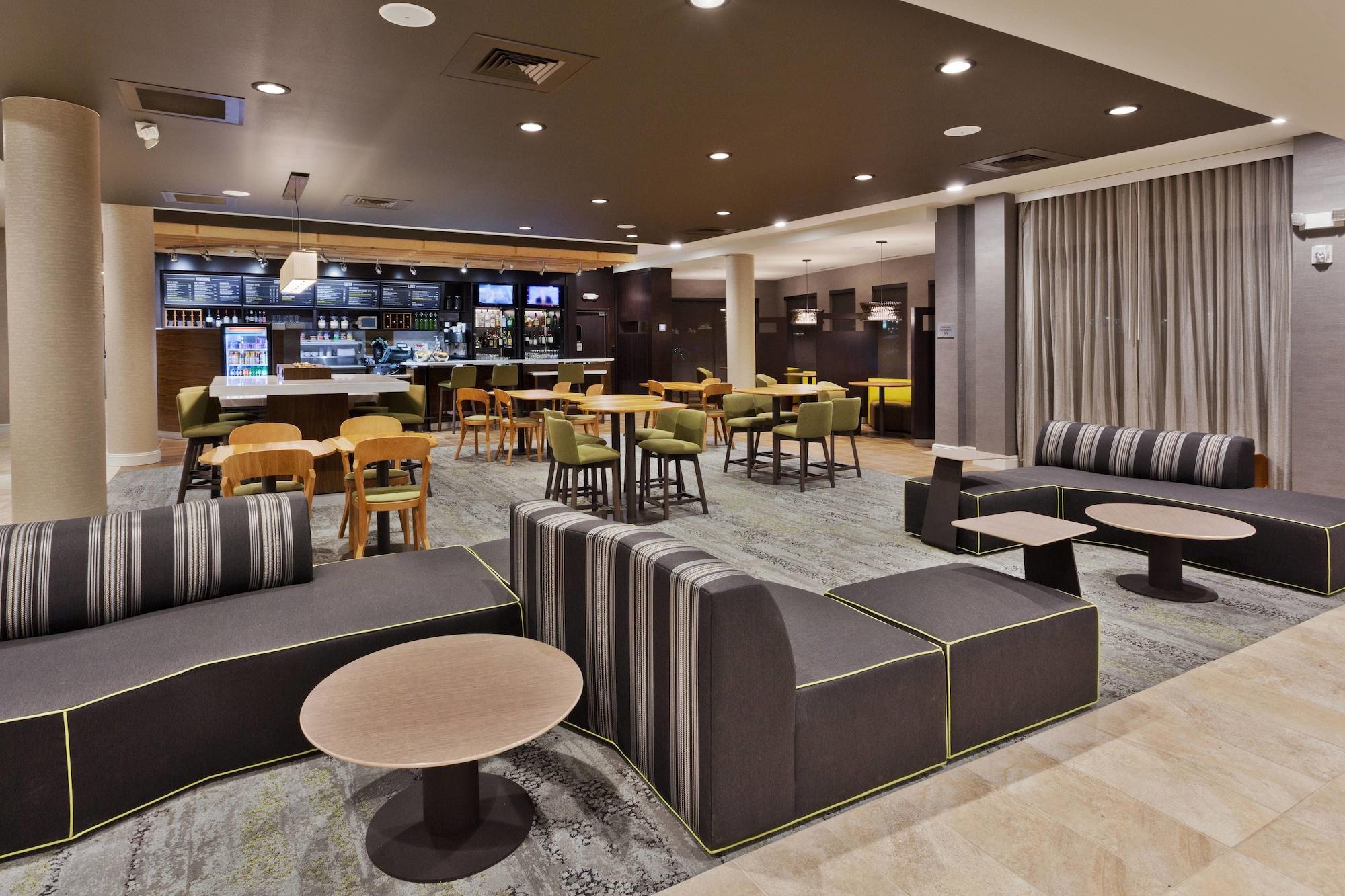Courtyard By Marriott Jonesboro Hotel Buitenkant foto